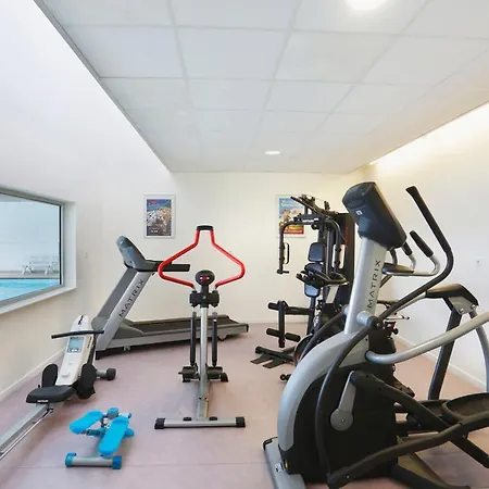 Goelia Les Grands Rochers Semesterpark 3*