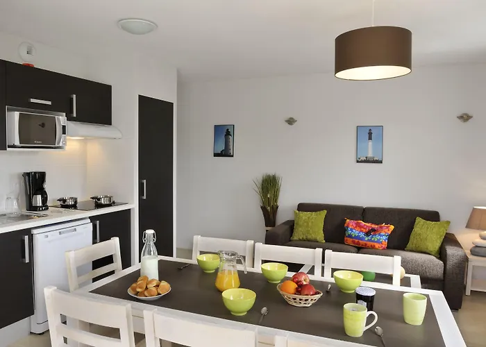 Ferienpark Goelia Les Grands Rochers 3*