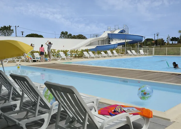 Ferienpark Goelia Les Grands Rochers 3*