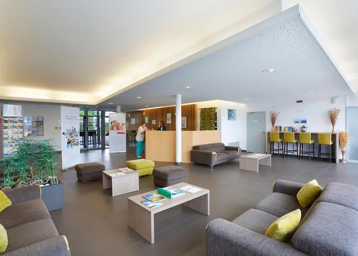 Ferienpark Goelia Les Grands Rochers 3*