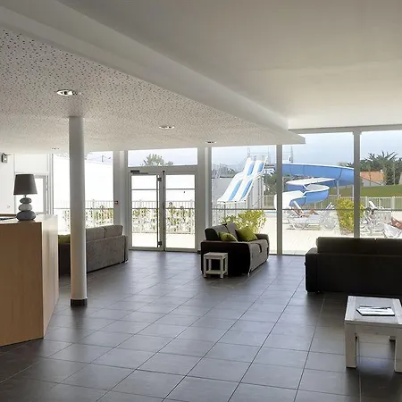 פארק נופש Goelia Les Grands Rochers