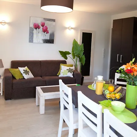 פארק נופש Goelia Les Grands Rochers 3*