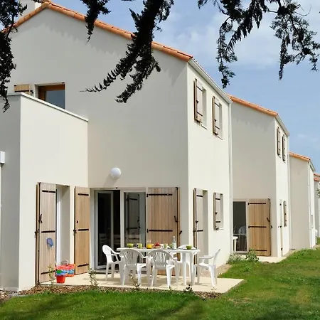 פארק נופש Goelia Les Grands Rochers