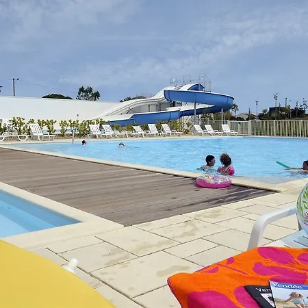 Holiday park Nemea Les Grands Rochers 3*