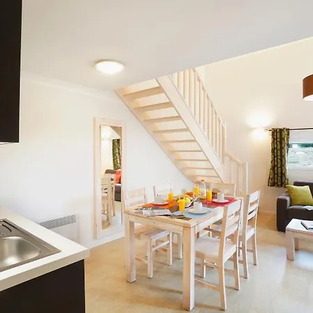 Nemea Les Grands Rochers Holiday park